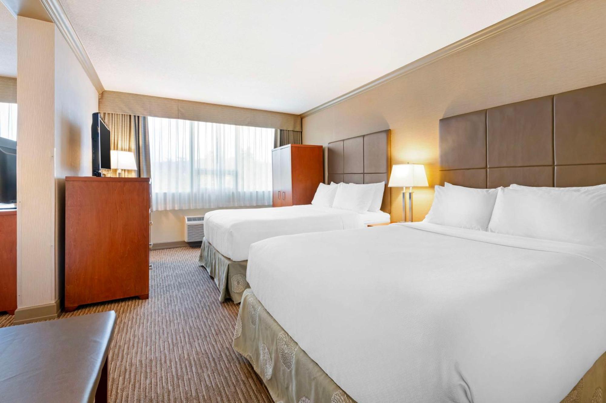 Best Western Plus Barclay Hotel Port Alberni Ngoại thất bức ảnh